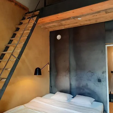 Redoute Agreable Maison De Avec Cour Interieure *