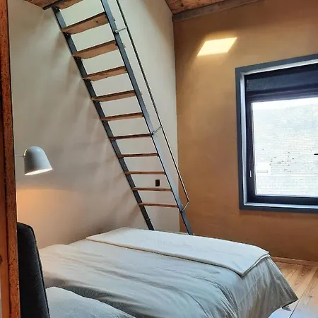 Redoute Agreable Maison De Avec Cour Interieure